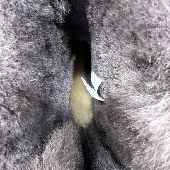 UGG WOMENS SIZE 7 PURPLE MINI BAILEY BOW II BOOTIE - Picture 13 of 15